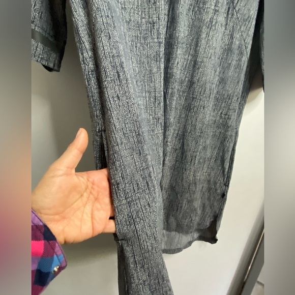 Lululemon - Get it on - Shift style keyhole back grey dress - Picture 10 of 14
